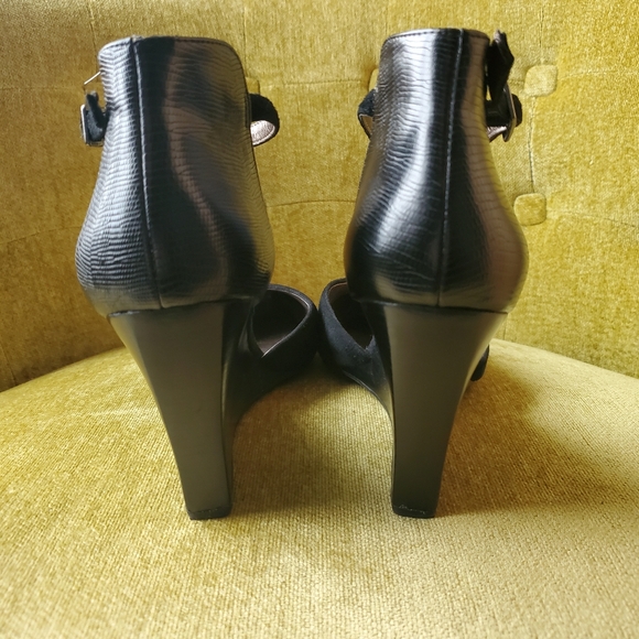 Moda Spana Wedge Heels - Picture 3 of 8